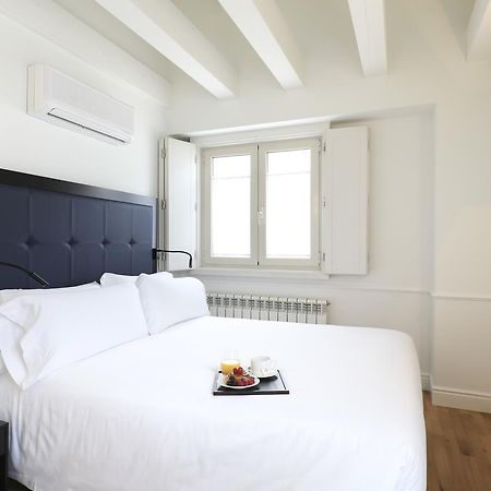 Recoletos House Aparthotel Madrid Ngoại thất bức ảnh