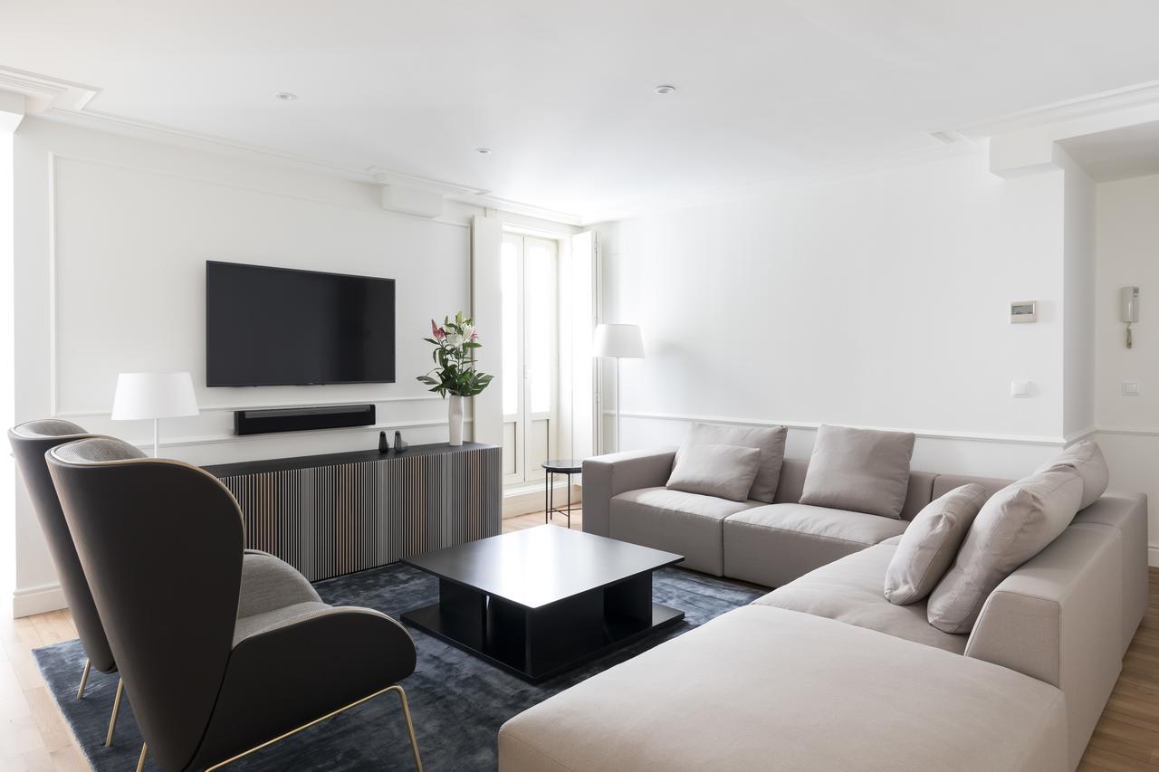 Recoletos House Aparthotel Madrid Ngoại thất bức ảnh