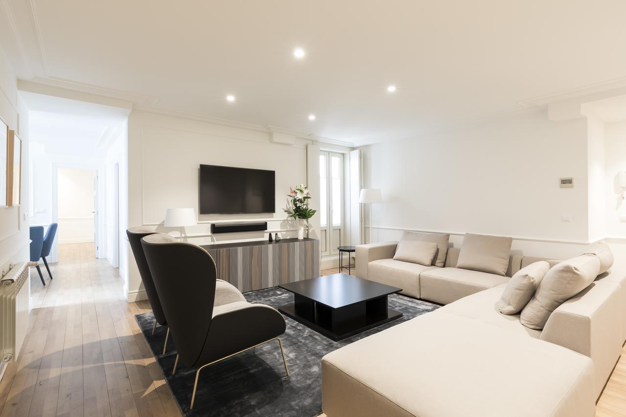 Recoletos House Aparthotel Madrid Ngoại thất bức ảnh