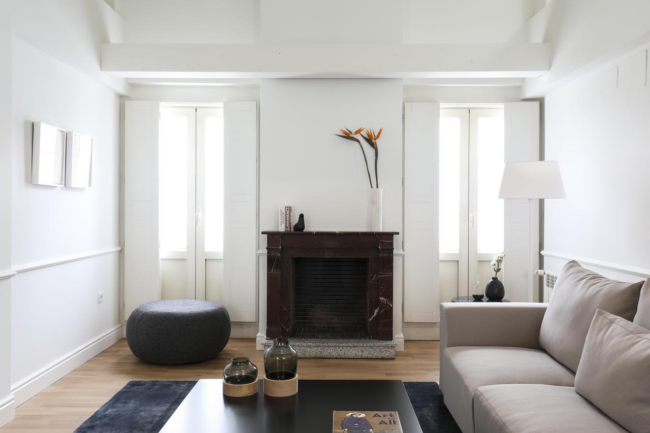 Recoletos House Aparthotel Madrid Ngoại thất bức ảnh